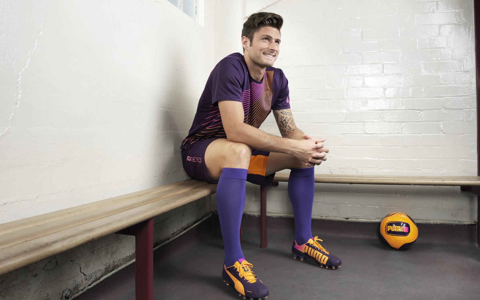 特斯·冯·迪克：每次传球都精确到位，南非队进攻效率大大提高，冯 斯特拉客